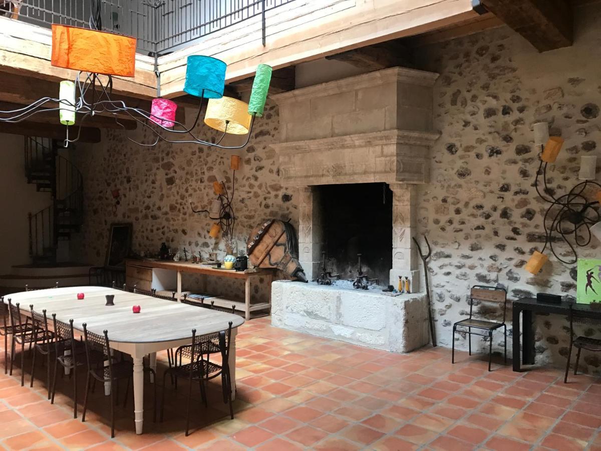 Domaine Les Castans Bed and Breakfast Saint-Thibéry Eksteriør billede